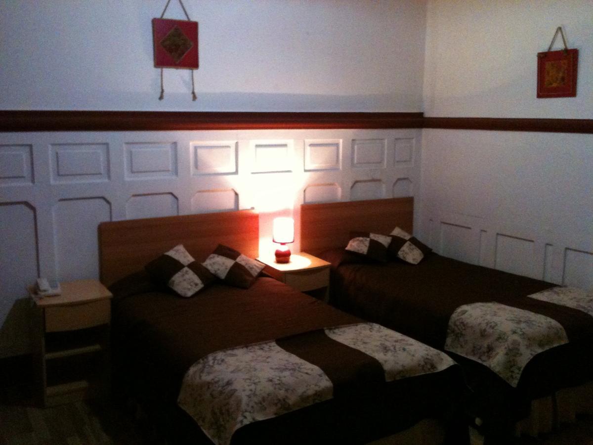 Hotel Londres 35 Сантьяго Номер фото